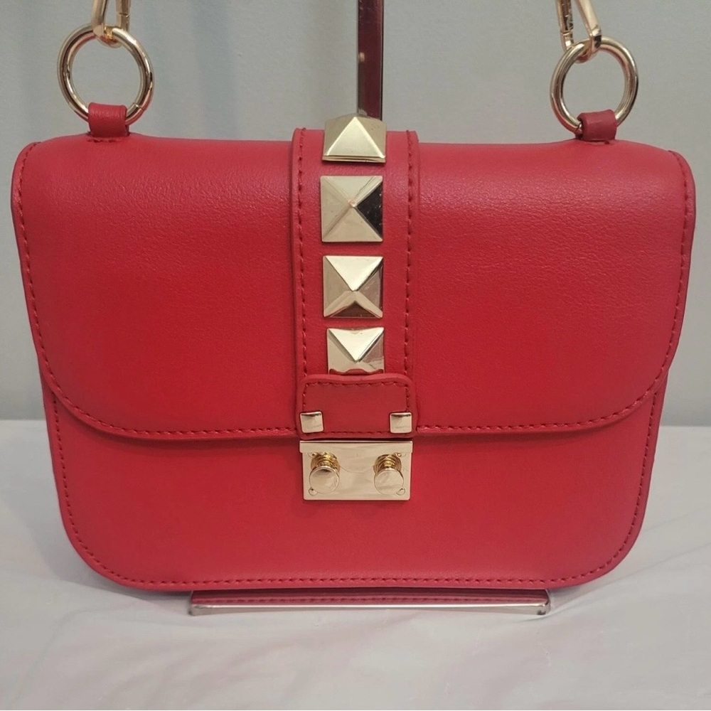 Lacattura Studded Crossbody Shoulder Bag Red Faux Leather Gold Chain Strap